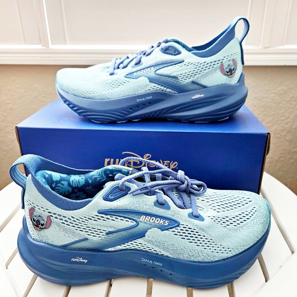 *RUN DISNEY* 2026 WDW Marathon Glycerin 22 Stitch Women's, size 9M - NEW!